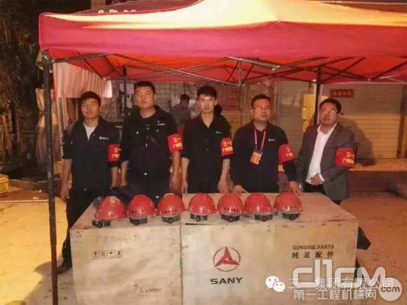 80余台三一挖机昼夜奋斗在深圳滑坡救援现场