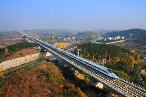 泰媒：中国打造泛亚铁路网 总长近1.5万公里