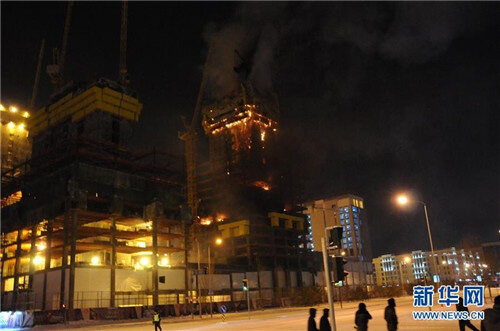 哈萨克斯坦在建中亚第一摩天大楼爆炸起火