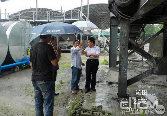 铁拓机械盛夏关爱客户行系列报道：湖北黄冈客户点赞