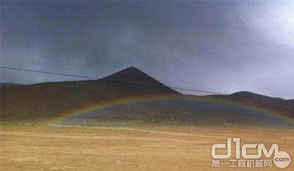 西藏-神奇瑰丽的自然风光
