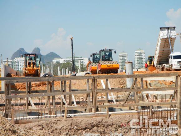 三一压路机参与里约奥林匹克公园建设