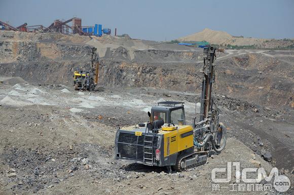阿特拉斯•科普柯PowerROC D45带领中国采石业 步入机械化新时代