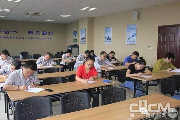 中国交建“两学一做”学习教育第一督导组莅临西筑公司检查指导工作