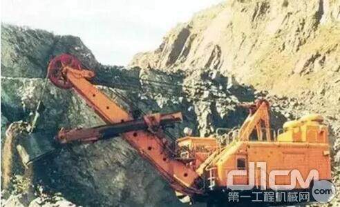 pg电子平台：难得一见的挖机老照片 回顾中国工程机械发展变迁历程(图2)