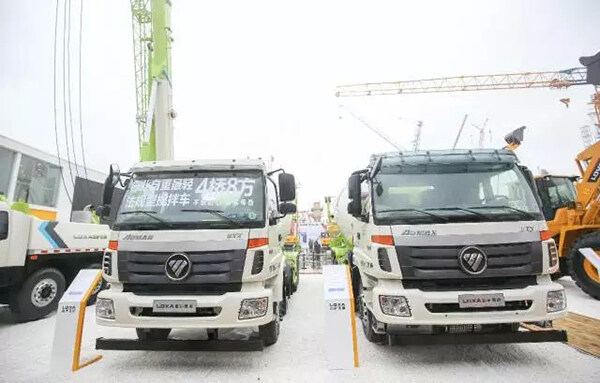 雷萨重机自重最轻法规型搅拌车