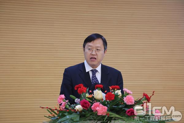 国机重工（洛阳）有限公司副总经理王筱做营销专题报告