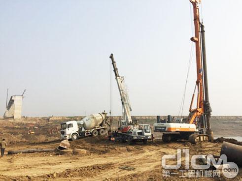 中联重科工程机械设备助力巴基斯坦最大规模公路建设