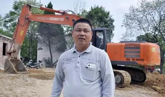 河南王老板的日立挖掘机和他的“橙色”人生
