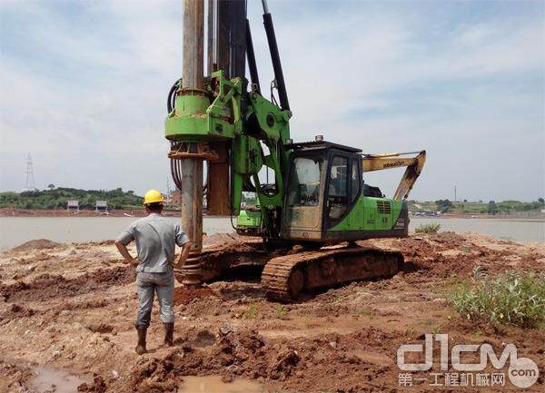 点赞泰信机械KR150旋挖钻机参与浙江光伏发电项目建设