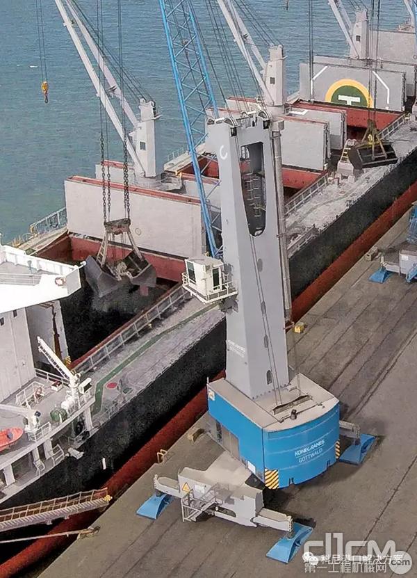 西班牙港口运营商Noatum再次从科尼订购一台Gottwald移动式港口起重机