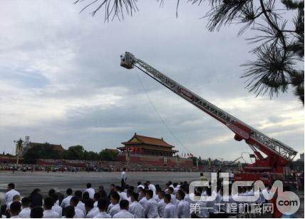 中联重科多款装备曾助力2015年“九三大阅兵”央视直播