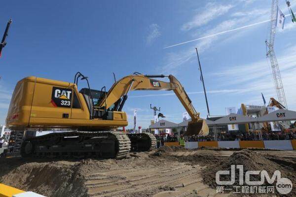 新一代Cat®（卡特）323液压挖掘机
