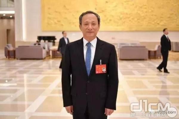 党的十九大代表，徐工集团党委书记、董事长王民。