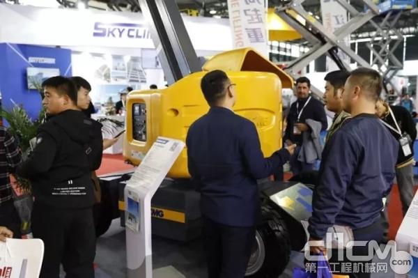 首届亚洲国际高空作业机械展览会上，GTBZ14JD再次聚焦客户眼球