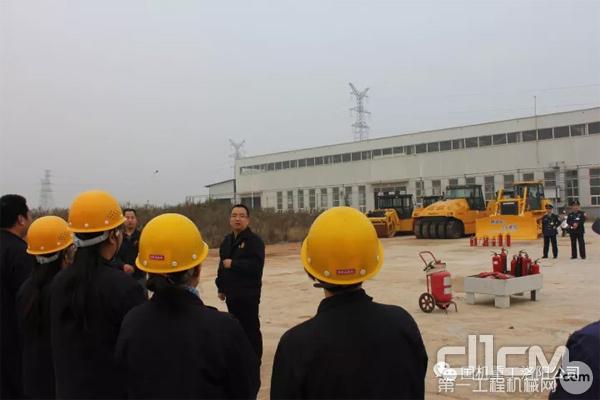 国机洛建举行冬季消防演练