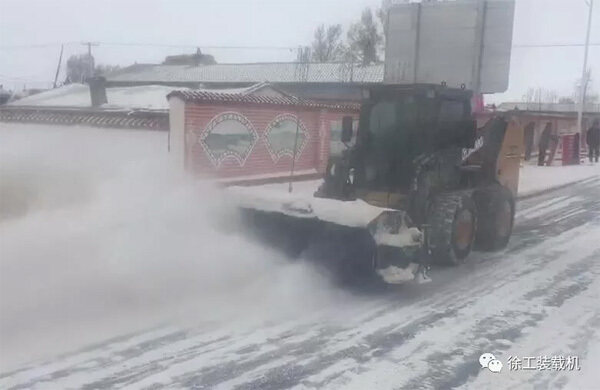 新时代，新农村建设，风雪怎可阻挡。