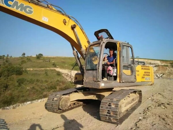 徐工挖机助力土耳其棉花堡大坝建设