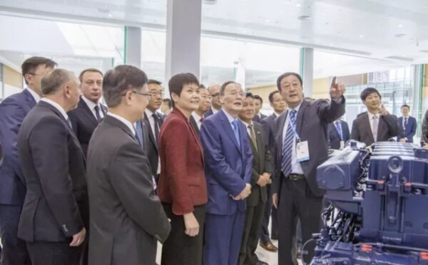 中华人民共和国副主席王岐山到白俄罗斯中白“巨石”工业园调研