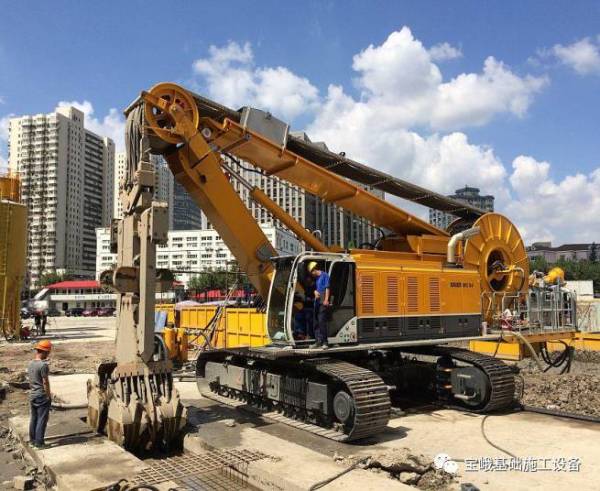 宝峨低净空双轮铣深搅设备，在上海完成了80米深、1.2米厚的水泥土搅拌墙施工，创造了的新纪录。