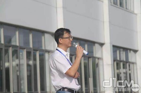 高空作业分公司总经理刘国强先生致辞