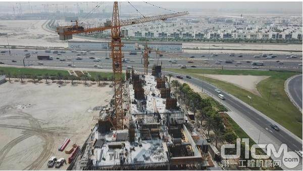 由中铁十八局集团迪拜工程公司承建的项目工地