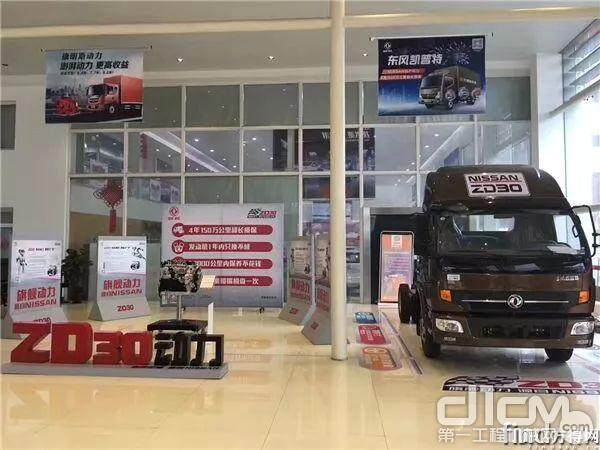 8月，东风轻卡12175辆的销量与重庆长安不相上下。其前8月累计销量10.6万辆