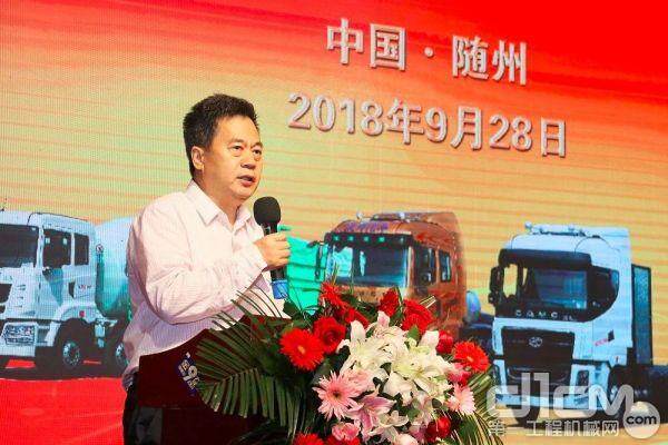 在有着“中国专用汽车之都”美誉的随州举行如此声势浩大的推介会，华菱星马做足了准备。