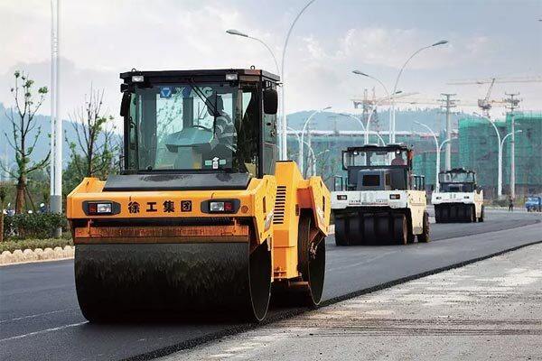 道路施工设备助力第九届环青海湖国际公路自行车赛赛道施工