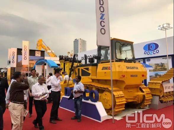 印度IMME工程及矿业机械展会在加尔各答市盛大开幕，山推携手印度代理公司亮相展会