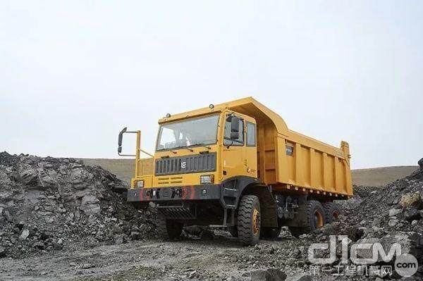 60吨矿山宽体车 自卸车图片
