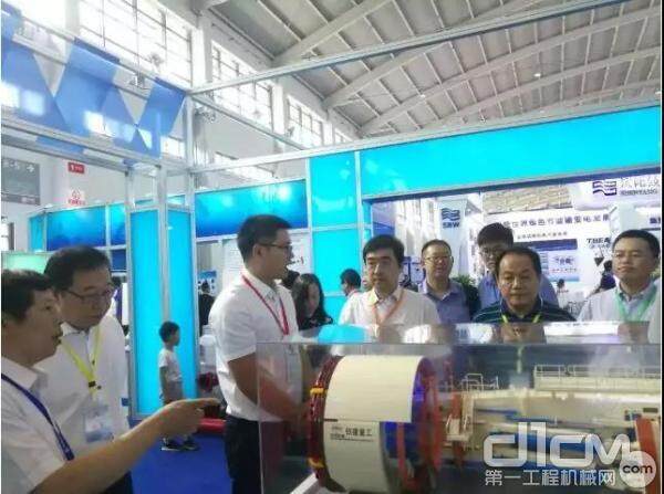  9月1日，第十七届中国国际制造业装备博览会，看铁建重工大国重器智引未来。 