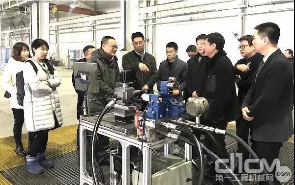 调研人员一行到访天津工程机械研究院