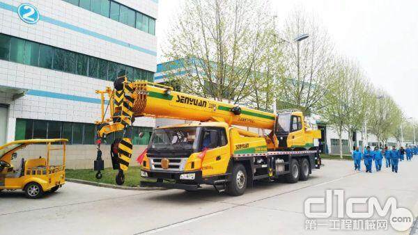 森源第一批新款25吨起重机究竟都被谁买走了？