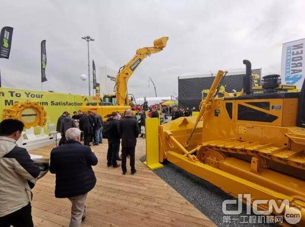 bauma 2019山推展台