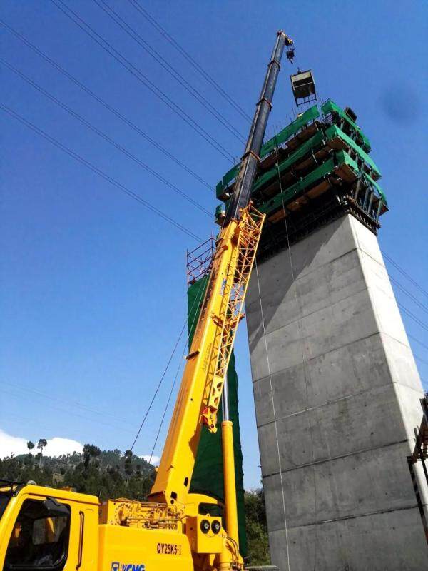 徐工设备集群助力“中巴友谊之路”建设