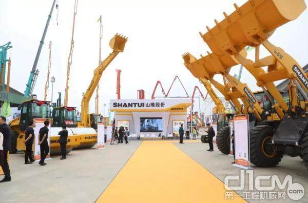 2019中国（长沙）国际工程机械展览会山推展区