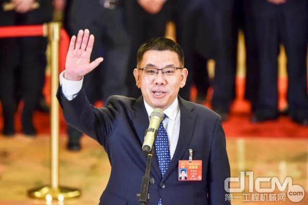 广西柳工总体有限公司党委布告、董事长曾经光安