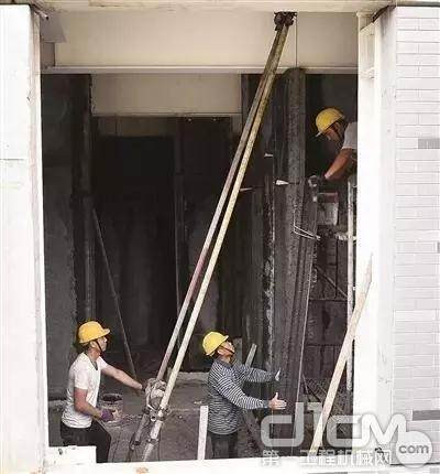 用新型轻质隔墙板搭建内墙