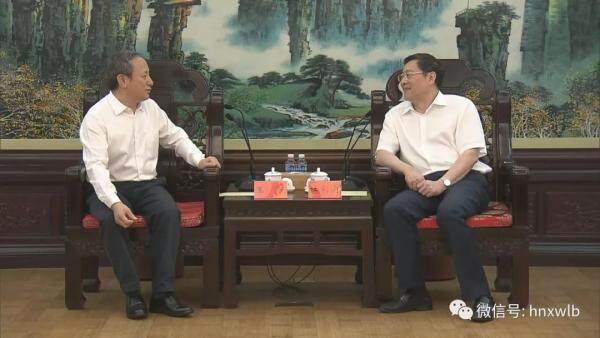 湖南省委书记杜家毫与徐工集团董事长王民座谈