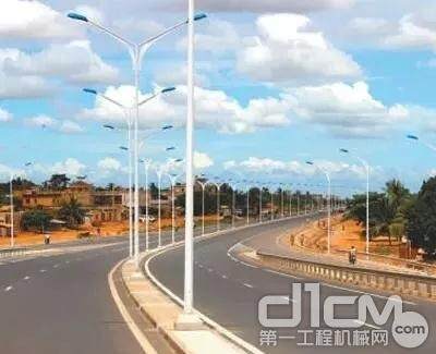 中国企业承建多哥首都洛美环城公路项目