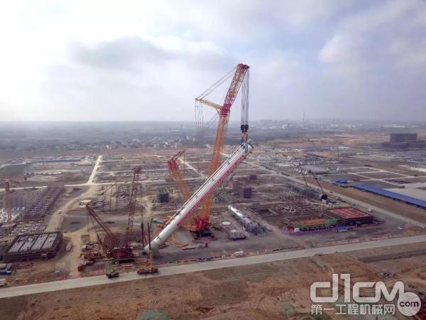 2019年1月15日 中科炼化一体化最大设备（2号丙烯塔）4000吨吊装现场
