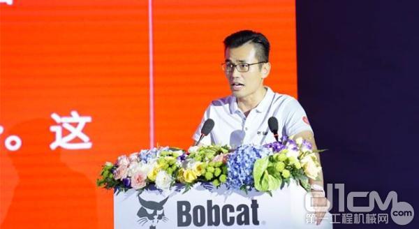 斗山山猫中国总裁崔允详介绍山猫中国的发展历程