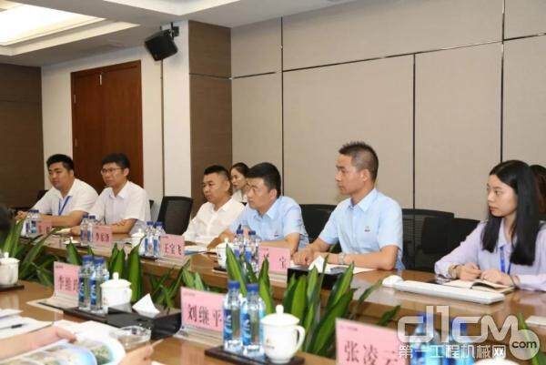 中国中铁科工集团有限公司与中地君豪举行座谈会