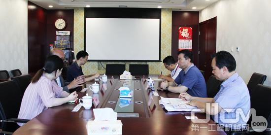 中国工程机械工业协会与三井住友融资租赁集团举行会谈