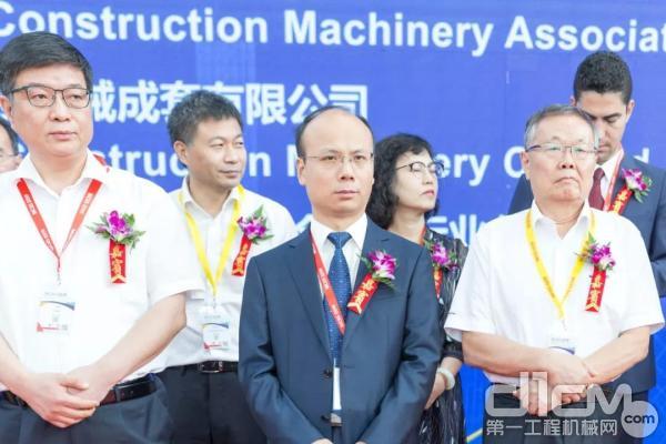 中铁工程装备集团有限公司总经理卓普周受邀出席开幕式
