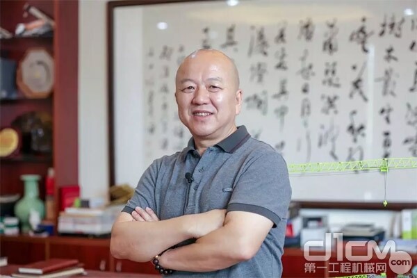 广东亮剑工程装备服务有限公司董事长唐洪亮