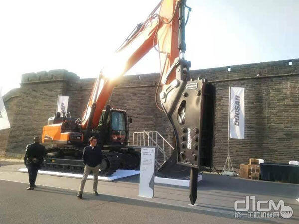 斗山顿齿450尝颁-9颁挖掘机新品