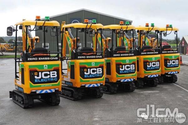 JCB再次获得10台批量电动微挖订单