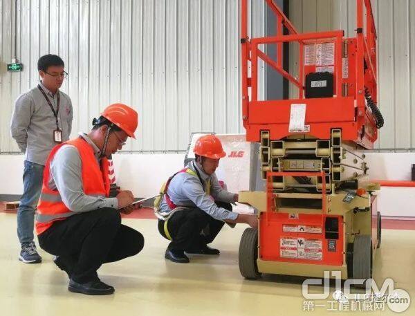 �ռ�����ʵ�����������ֳ�